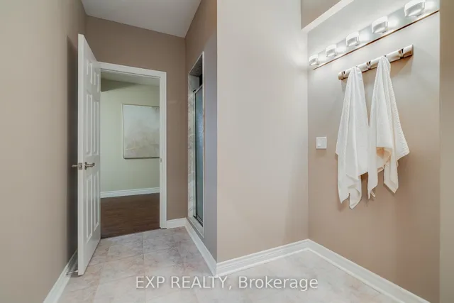 Additional image 33 of 633 Avonwick Ave