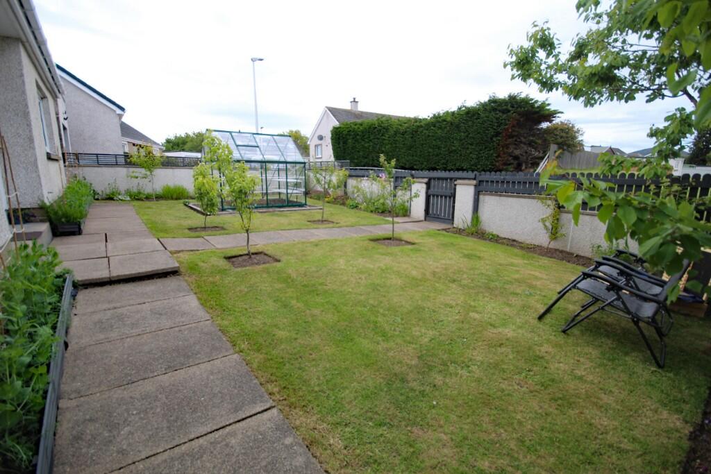 Additional image 31 of 19 Ogilvie Park, AB56