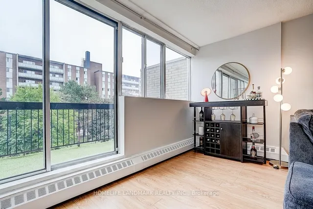 Additional image 11 of 1624 Bloor St Unit 65