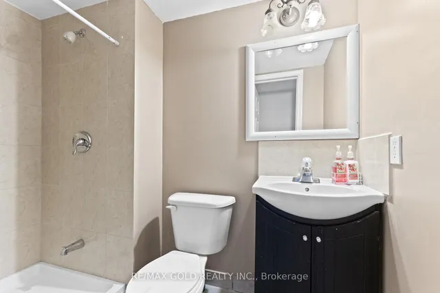 Additional image 9 of 83 Mount Ranier Cres