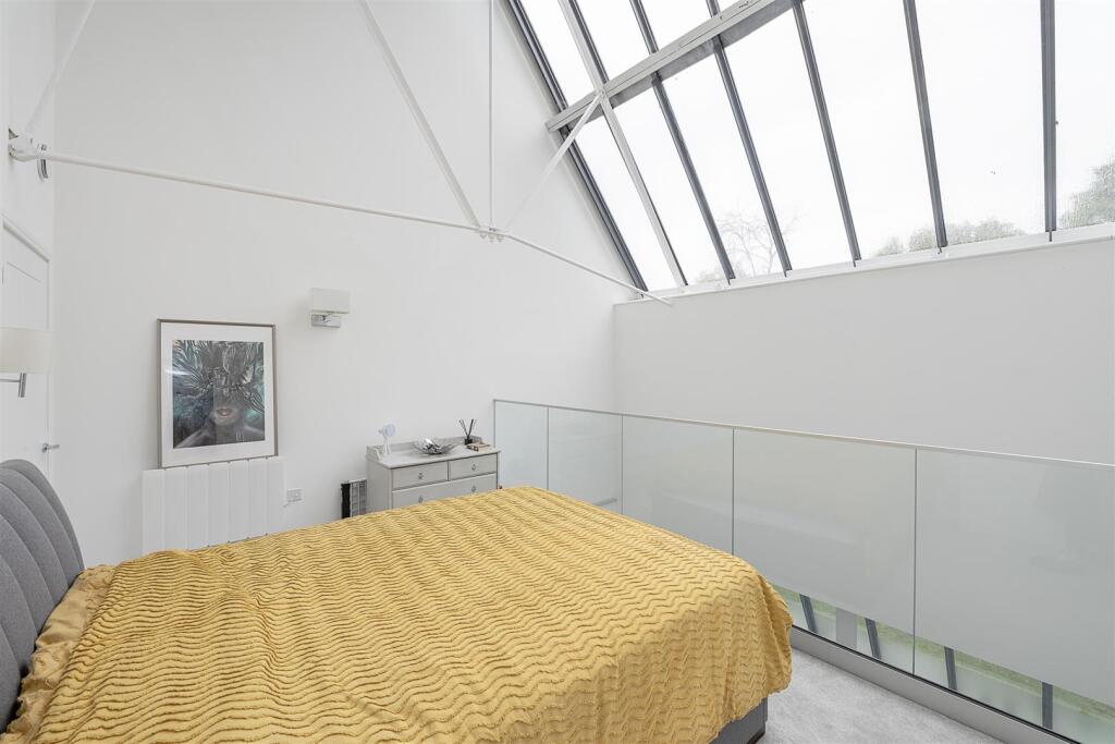 Additional image 21 of Sutton Road, St. Albans