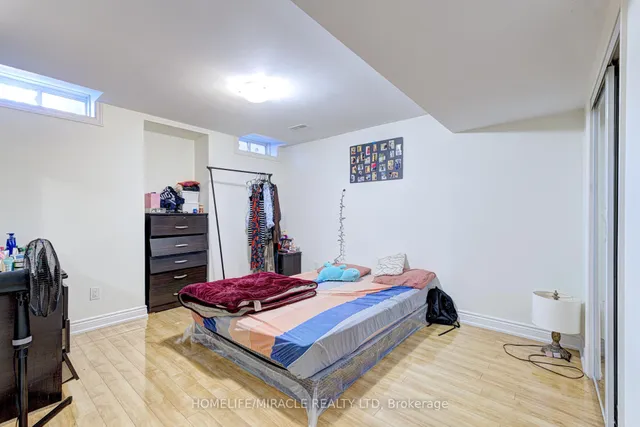 Additional image 43 of 26 Fitzgibson St