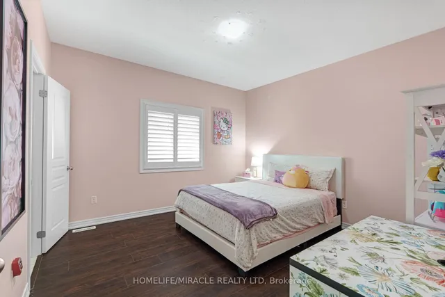 Additional image 24 of 26 Fitzgibson St