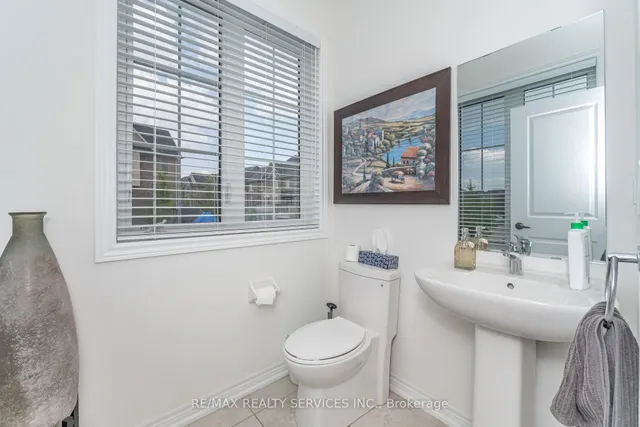 Additional image 24 of 2 Estelle Gate