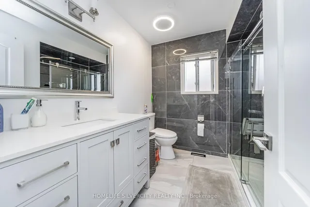 Additional image 31 of 17 Siesta Crt