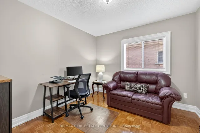 Additional image 32 of 7 Larkmead Pl