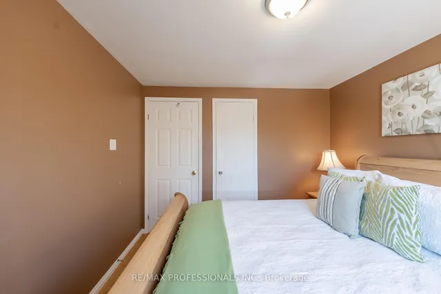 Additional image 19 of 405 Hyacinthe Blvd Unit 65