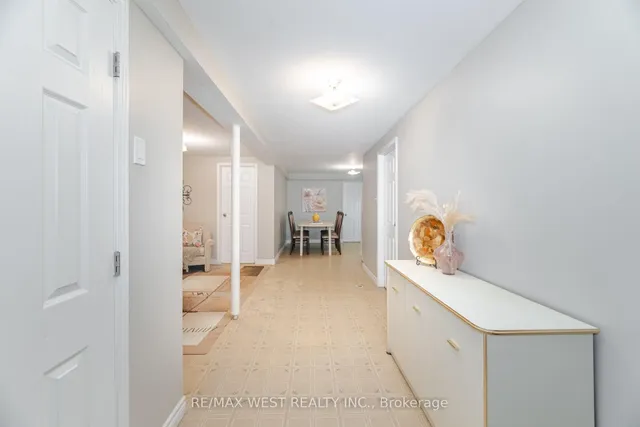 Additional image 28 of 17 Malcolm Cres