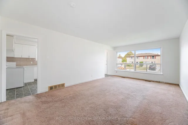 Additional image 13 of 36 Autumn Blvd