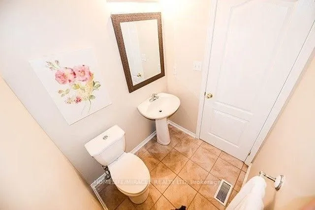 Additional image 10 of 120 River Rock Cres