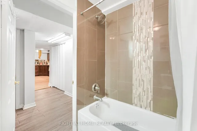 Additional image 40 of 4024 Longo Circ