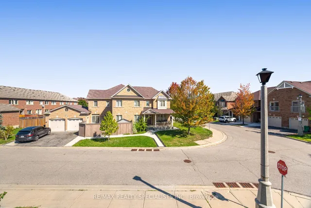 Additional image 25 of 2 Shiraz Dr Unit 114