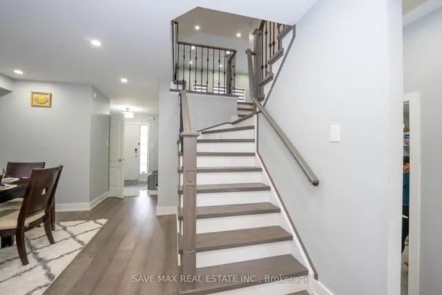 Additional image 16 of 100 Crown Victoria Dr