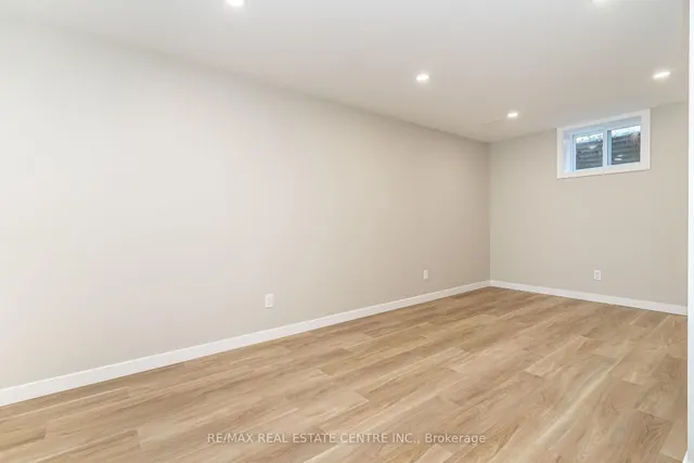 Additional image 33 of 23 Bedford Cres