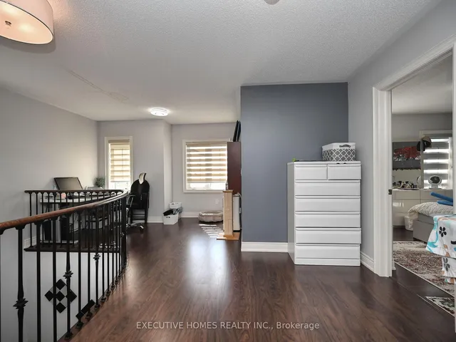 Additional image 32 of 55 Apple Valley Way