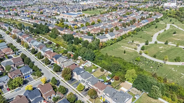 Additional image 49 of 43 Susan Ave