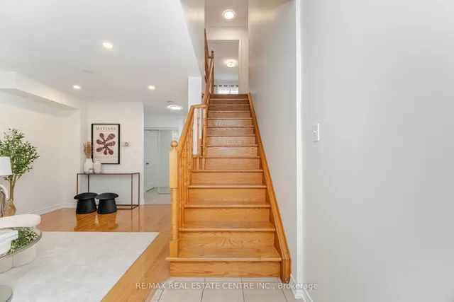 Additional image 15 of 86 Pauline Cres