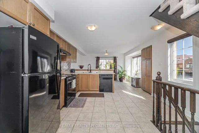 Additional image 17 of 2 Shiraz Dr Unit 114