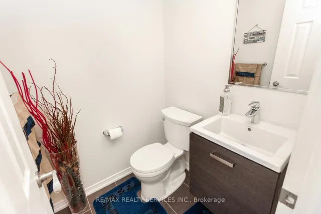 Additional image 13 of 100 Golden Springs Dr