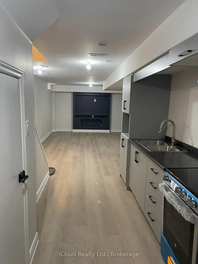 Additional image 22 of 109 Kaitting Tr