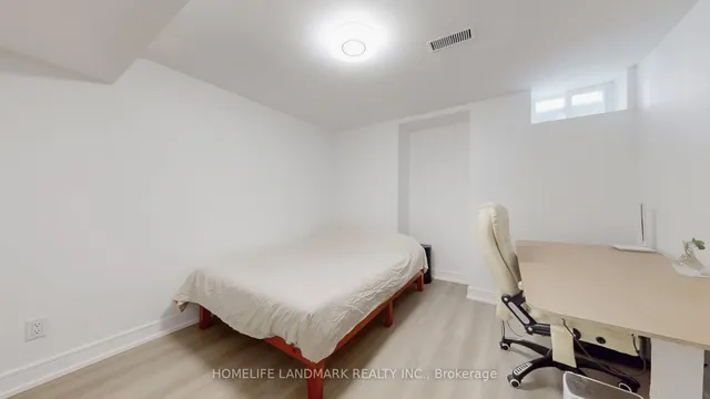 Additional image 21 of 373 Kingsbridge Garden Circ