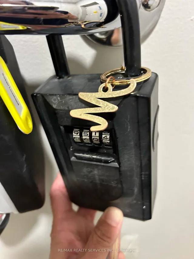 Additional image 23 of 9 George St Unit 2003