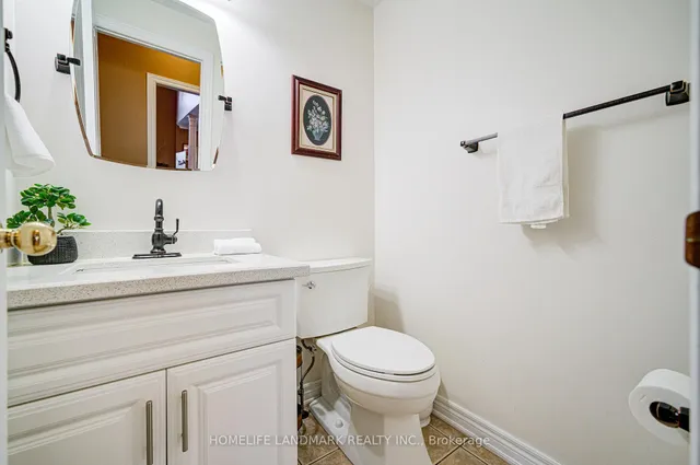 Additional image 28 of 1388 Pinery Cres