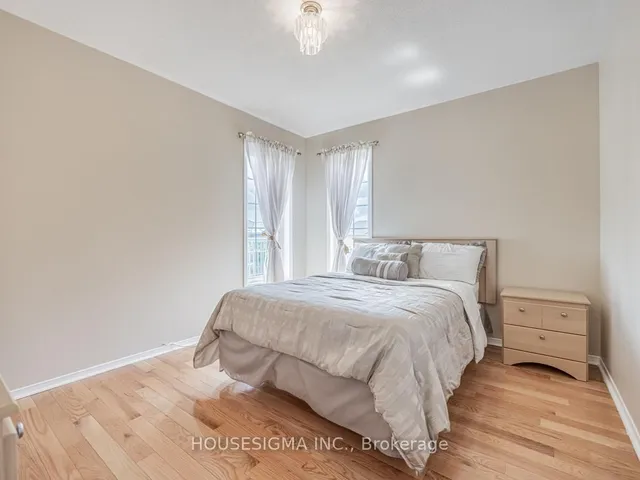 Additional image 25 of 415 Hillbury Dr