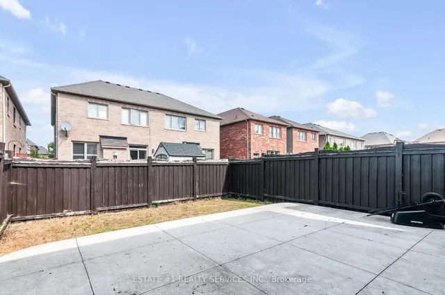 Additional image 3 of 13 Andretti Cres