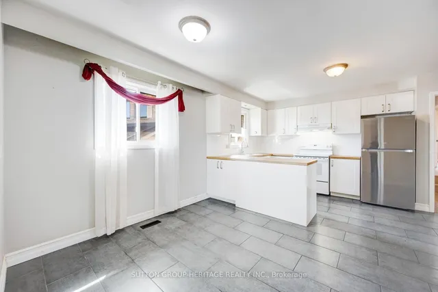 Additional image 14 of 8 Poinsettia Pl