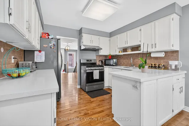 Additional image 14 of 7 Montgomery Sq