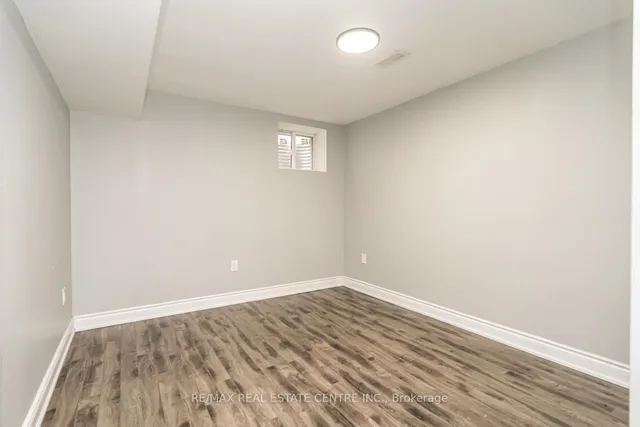 Additional image 32 of 107 Crown Victoria Dr