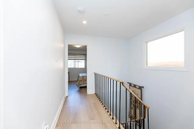 Additional image 24 of 365 Tailfeather Cres Unit 30