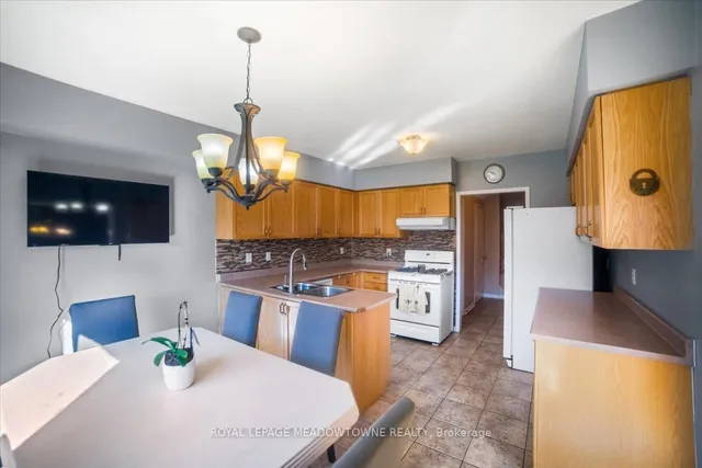 Additional image 13 of 13 Albright Rd