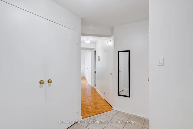 Additional image 18 of 3650 Kaneff Cres Unit 1508