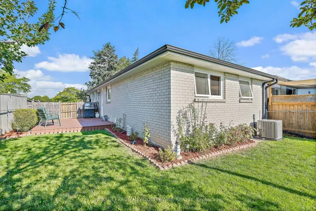 Additional image 38 of 73 Jefferson Rd