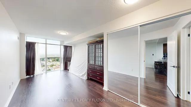 Additional image 17 of 9 George St Unit 1612