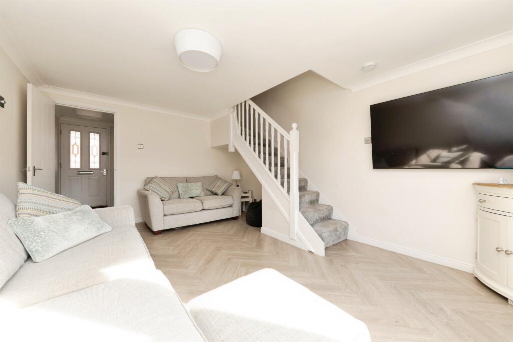 Additional image 6 of Drakes Way, Hatfield