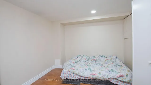 Additional image 38 of 82 Davenport Cres