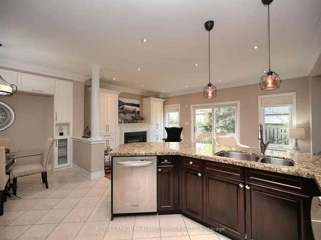 Additional image 13 of 2378 Wasaga Dr