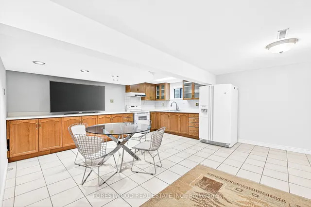 Additional image 39 of 4295 Garnetwood Chse