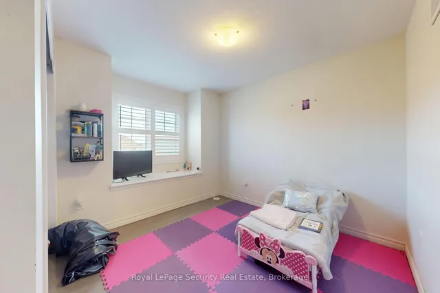 Additional image 38 of 55 Golden Springs Dr