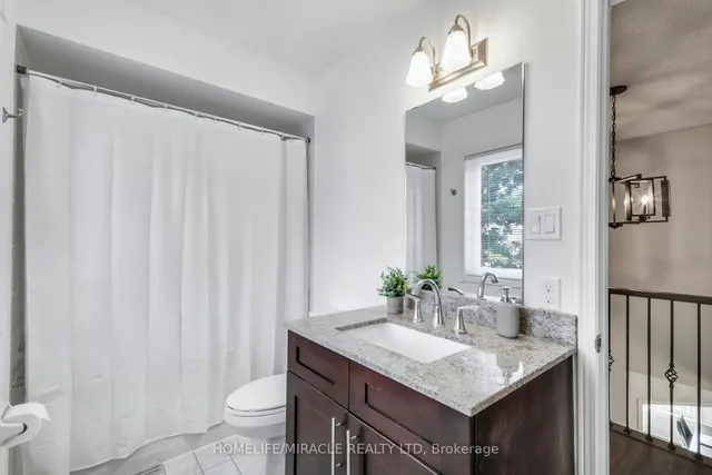 Additional image 23 of 373 Turnberry Cres