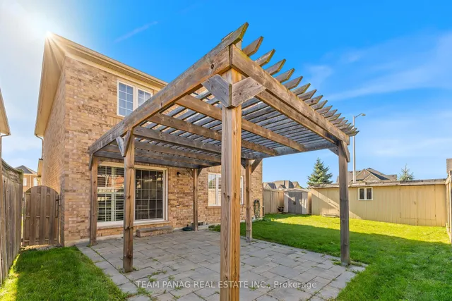 Additional image 39 of 22 Coachlight Cres