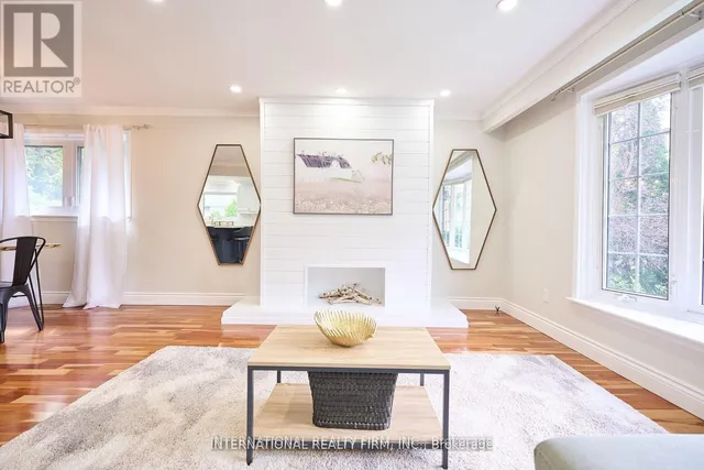 Additional image 2 of 2292 Devon Rd