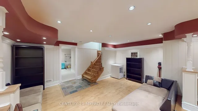 Additional image 43 of 2244 Norfolk Dr