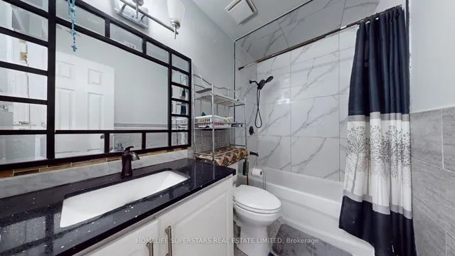 Additional image 30 of 76 Collins Cres