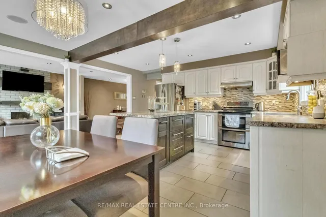 Additional image 12 of 23 Oleander Cres