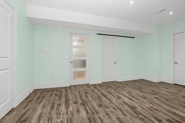 Additional image 39 of 102 Belladonna Circ