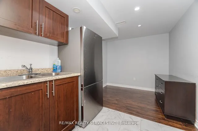 Additional image 42 of 65 Fann Dr